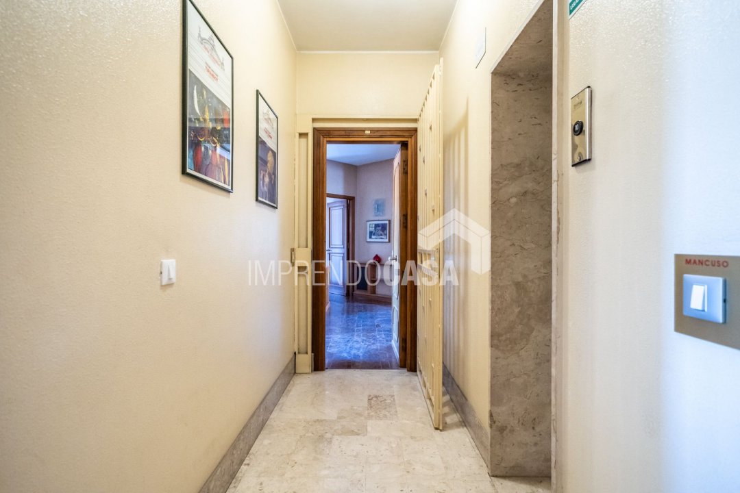 Vendita appartamento in città Palermo Sicilia foto 52