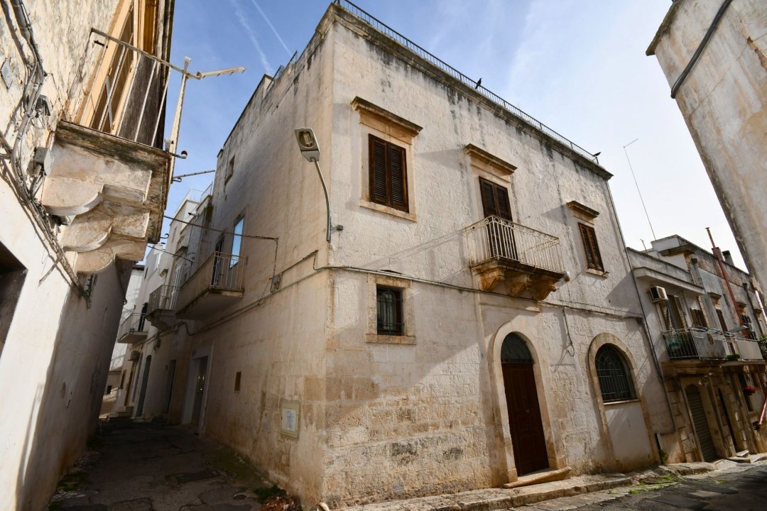 Vendita palazzo in città Ostuni Puglia foto 1