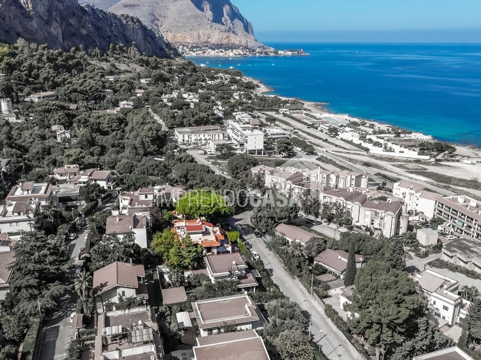Vendita villa sul mare Palermo Sicilia foto 1