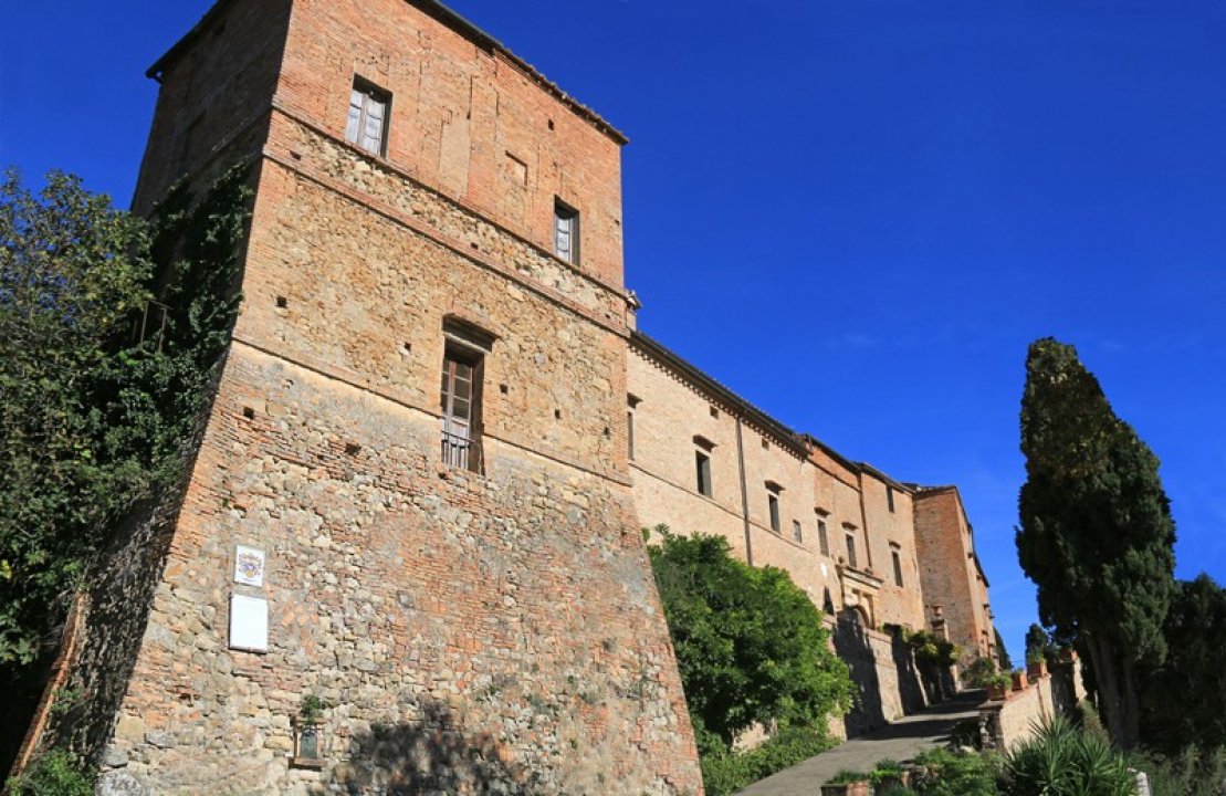 Vendita castello in zona tranquilla Montalcino Toscana foto 12