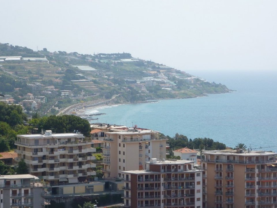 Vendita attico sul mare Sanremo Liguria foto 5