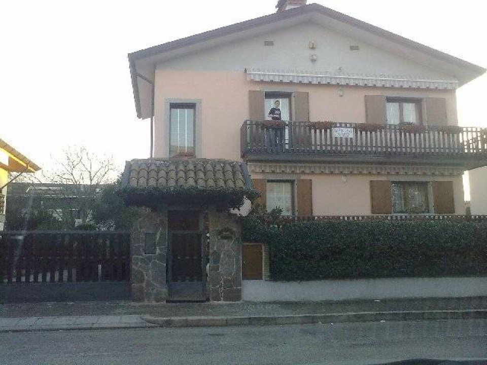 Vendita villa in città Udine Friuli-Venezia Giulia foto 1
