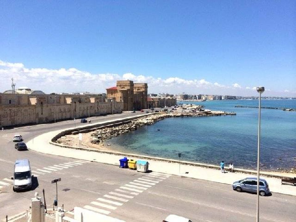 Vendita appartamento sul mare Bari Puglia foto 4