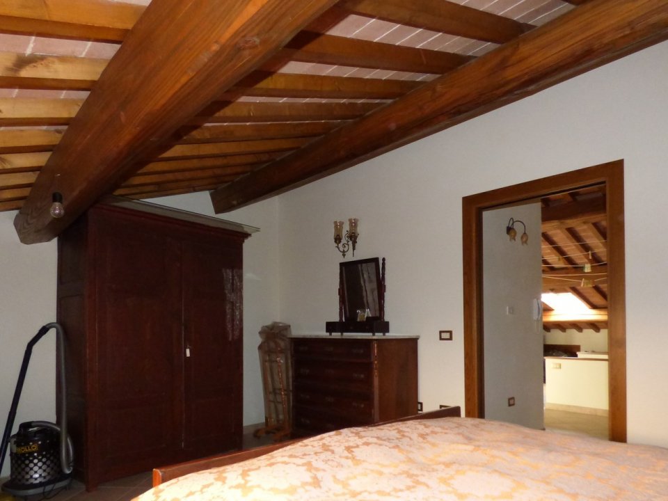 Vendita appartamento in zona tranquilla Lucignano Toscana foto 9