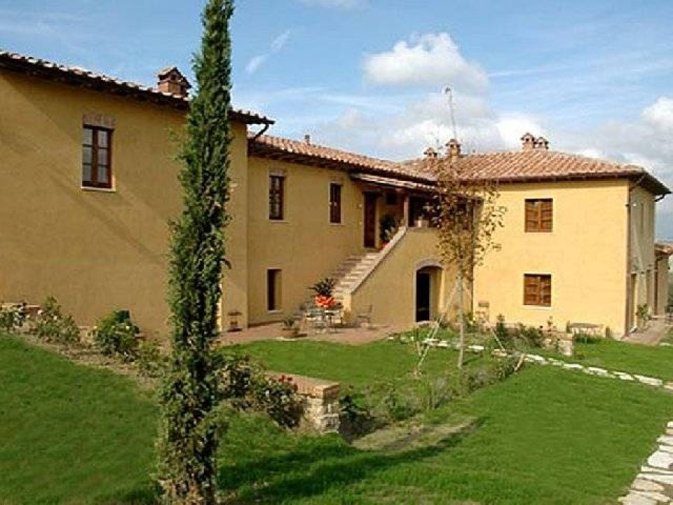 Vendita villa in zona tranquilla Asciano Toscana foto 6