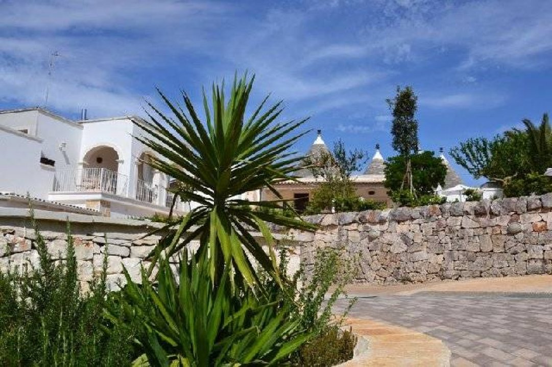 Vendita villa in zona tranquilla Martina Franca Puglia foto 4