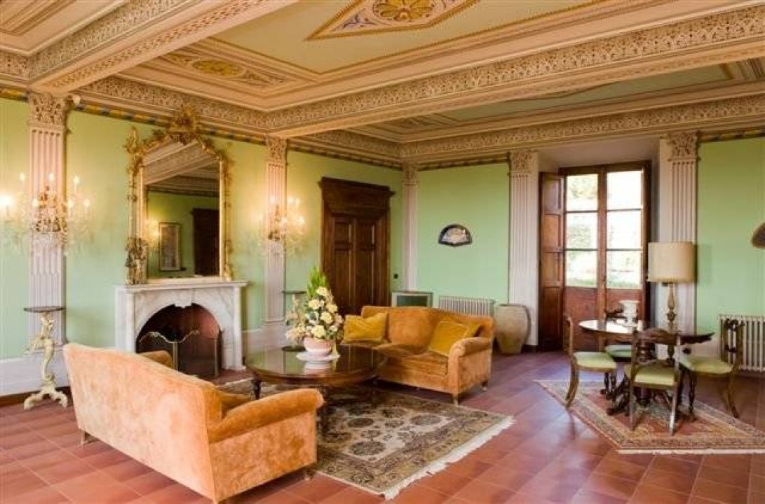 Vendita villa in zona tranquilla Lucca Toscana foto 5