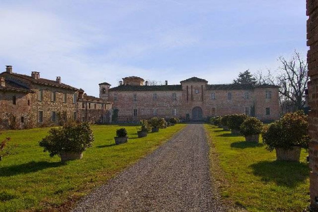 Vendita castello in zona tranquilla Agazzano Emilia-Romagna foto 9