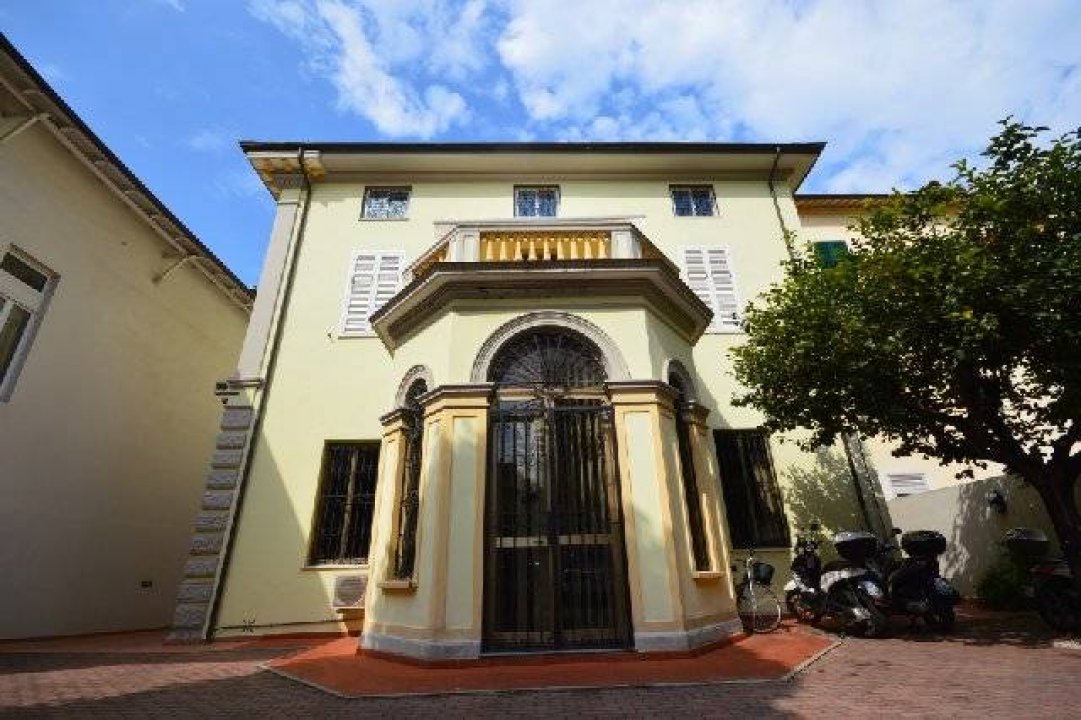Vendita palazzo in città Livorno Toscana foto 6