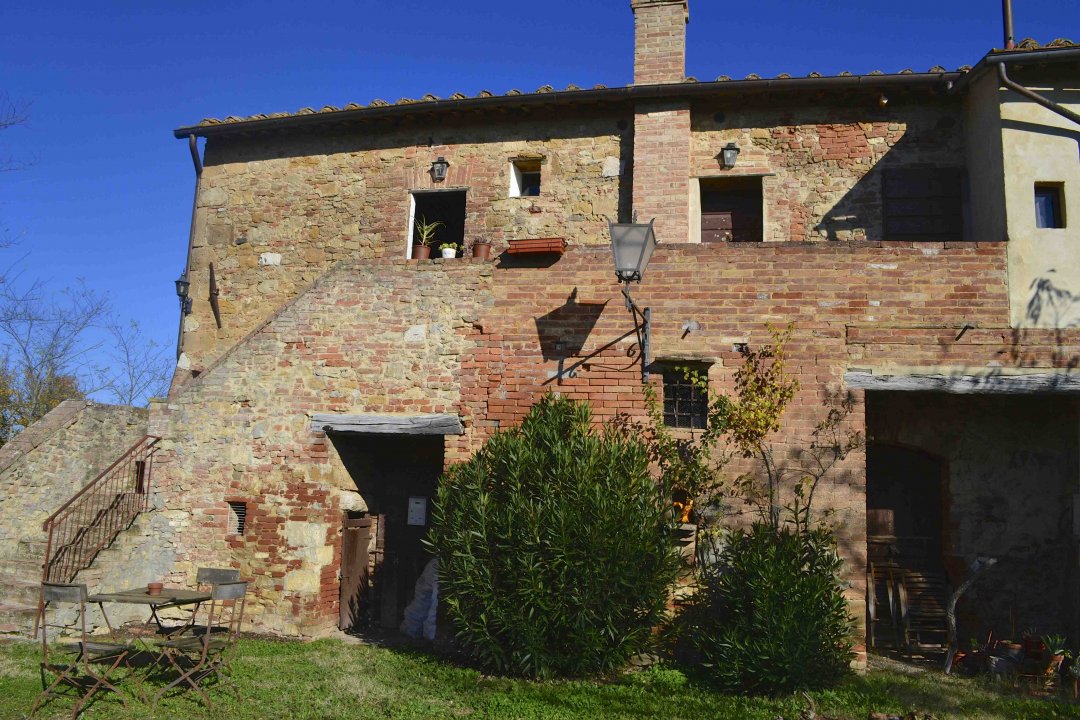 Vendita castello in zona tranquilla Siena Toscana foto 8