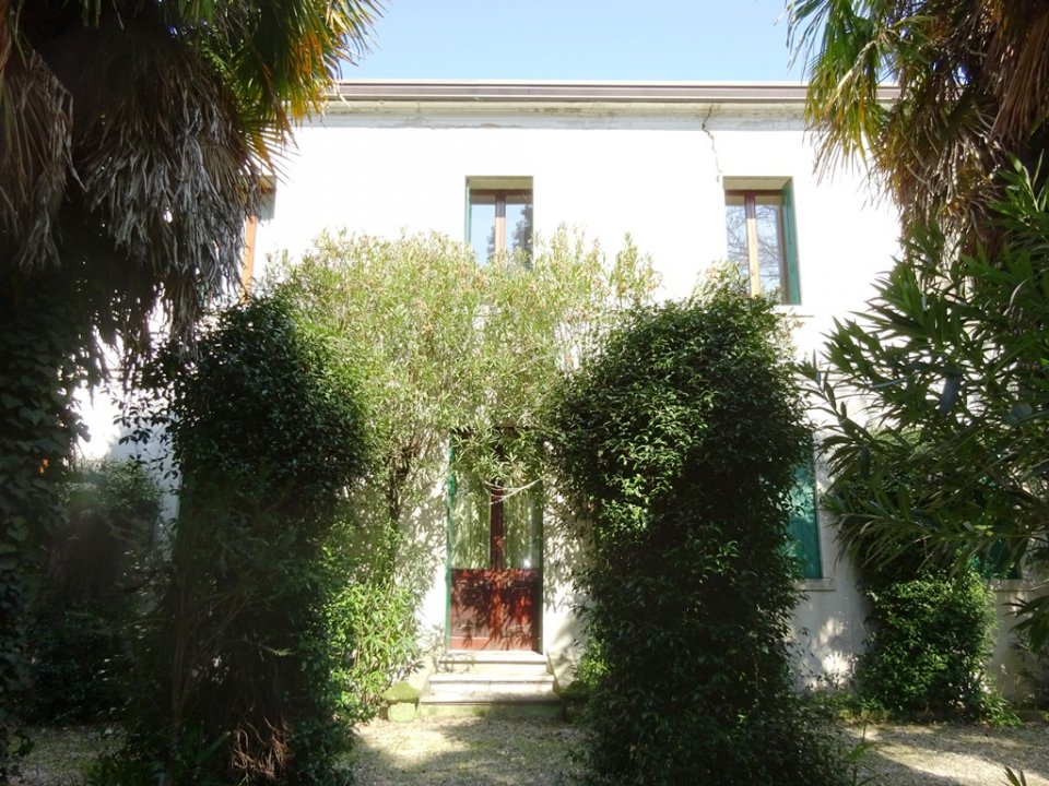 Vendita villa in città Tezze sul Brenta Veneto foto 19