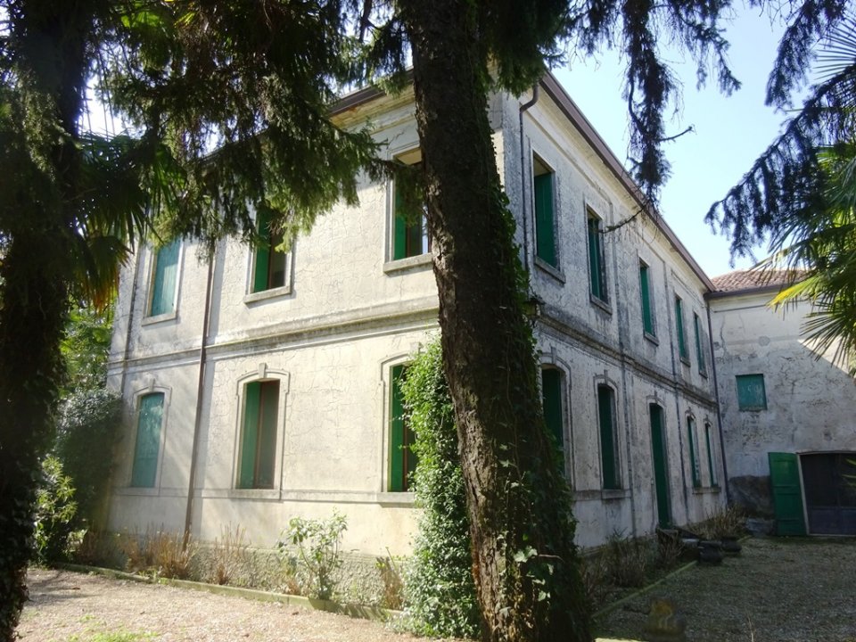 Vendita villa in città Tezze sul Brenta Veneto foto 17