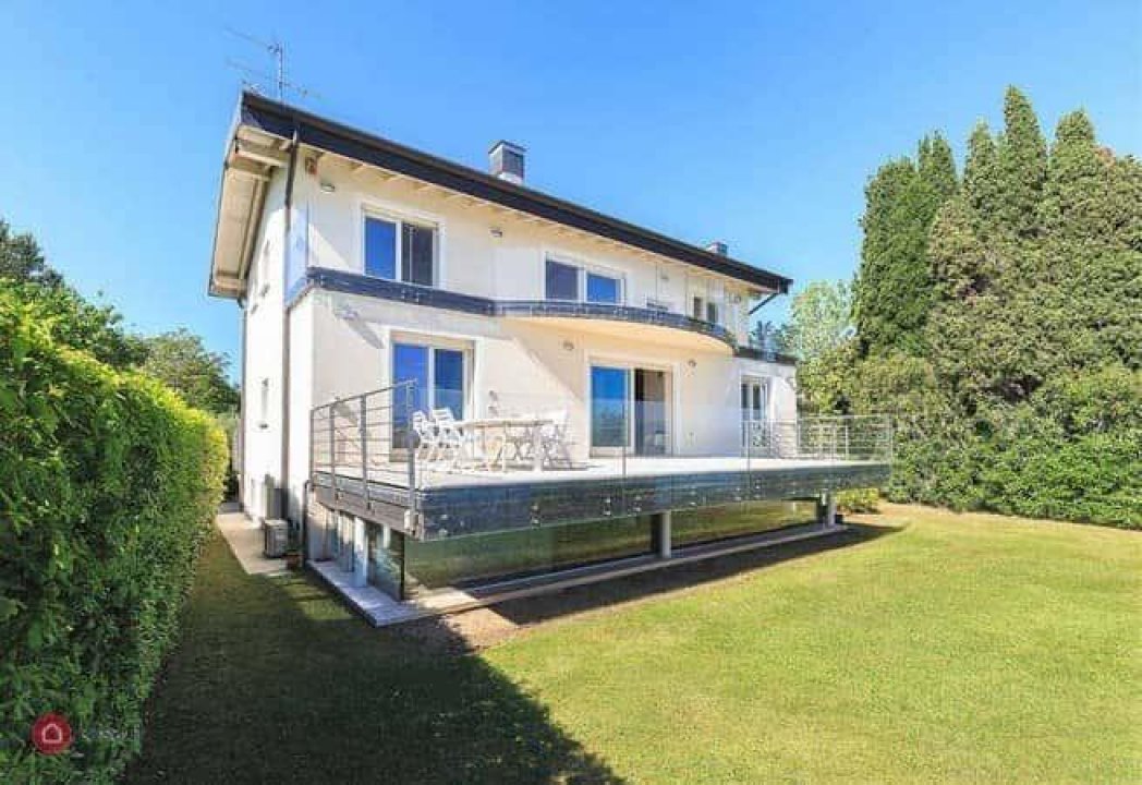 Vendita villa sul lago Desenzano del Garda Lombardia foto 13