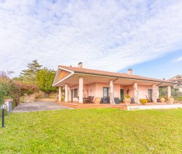 Villa Zona tranquilla Castelnuovo di Porto Lazio Villa Zona tranquilla Castelnuovo di Porto Lazio