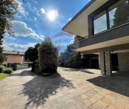 Villa Zona tranquilla Uggiate con Ronago  Lombardia  Villa Zona tranquilla Uggiate con Ronago  Lombardia