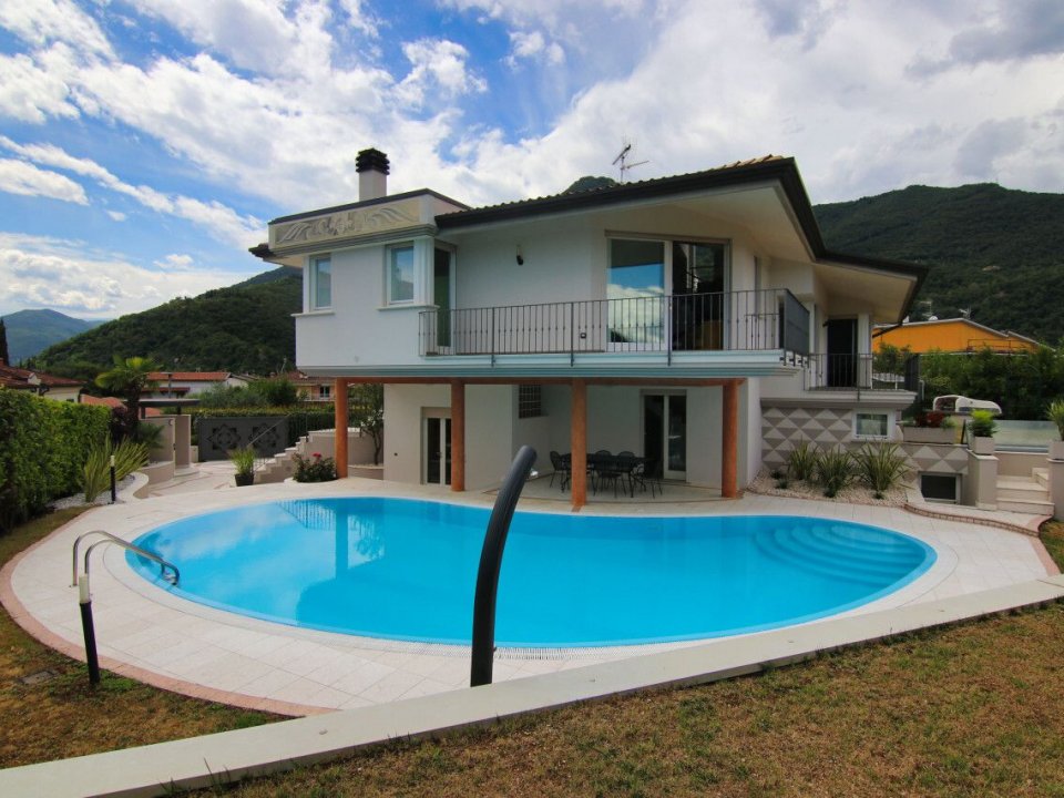 Villa Zona tranquilla Roè BS Villa Zona tranquilla Roè BS